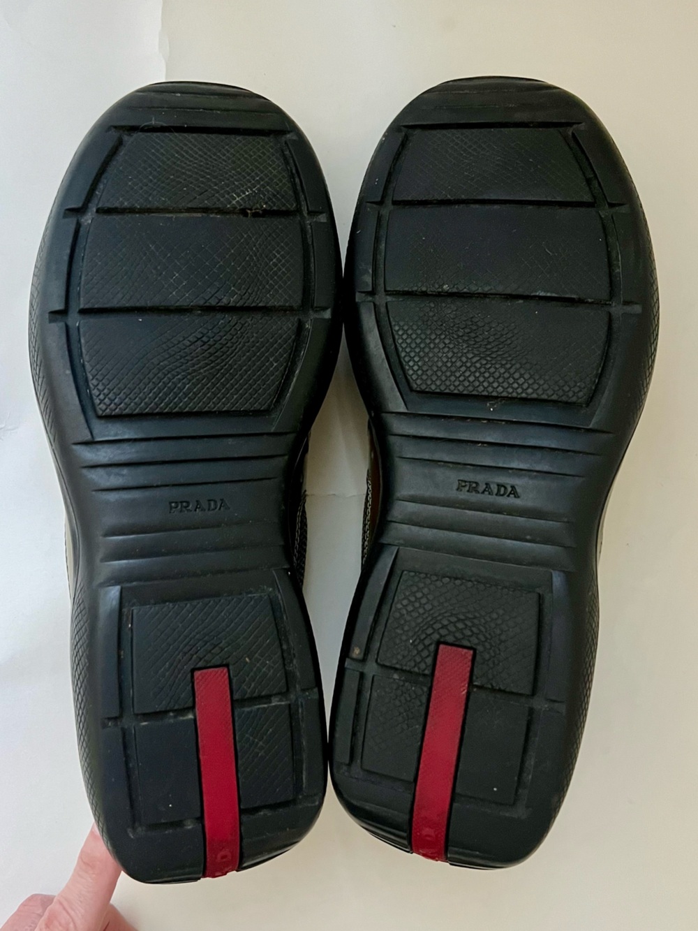 Prada Y2K vintage Leather & Mesh Sneakers - Picture 6 of 16